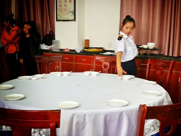 我系举行中餐主题宴会设计大赛