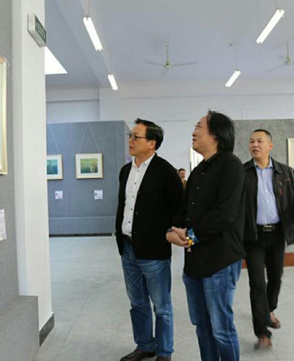 我系三教师的作品入选2016新人-新作安徽省高等院校教师版画作品展