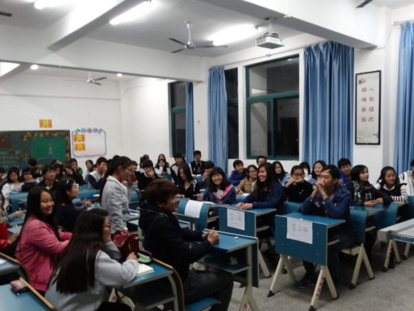 我系举办新生入学知识竞赛 我系举办新生入学知识竞赛