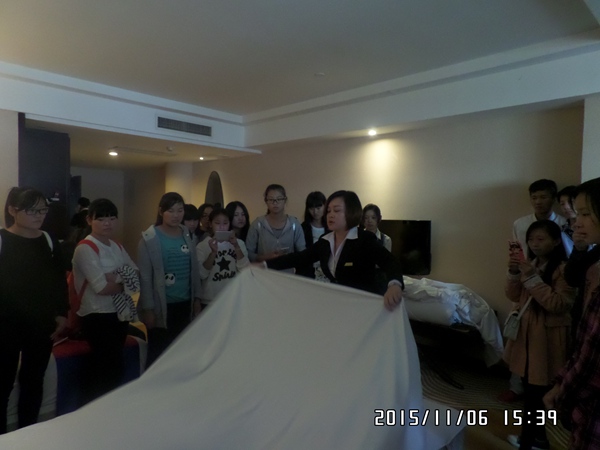 我系开展2015级酒店管理专业认知实习 我系开展2015级酒店管理专业认知实习